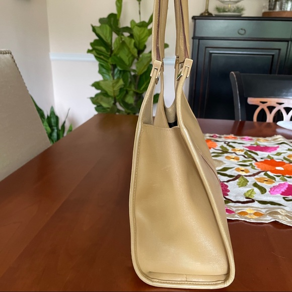 Do not buy this listing - Sold! - Picture 4 of 16